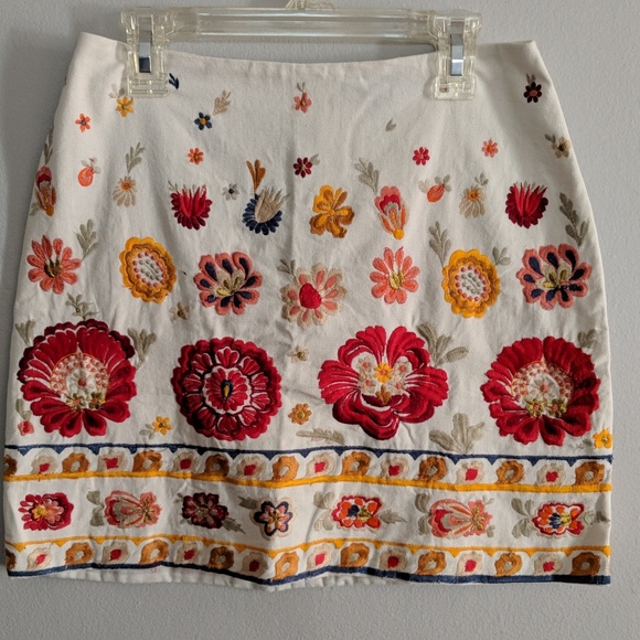 Floral mini skirt - Picture 1 of 5